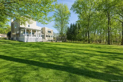 $2,795,000 | 4 Trails End, Rye, NY 10580