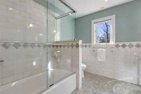 $2,995,000 | 4 Trails End, Rye, NY 10580