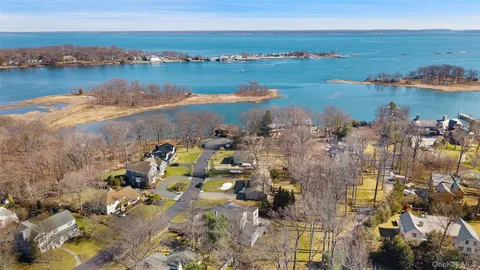 $2,995,000 | 4 Trails End, Rye, NY 10580