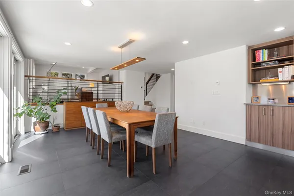 $2,795,000 | 4 Trails End, Rye, NY 10580