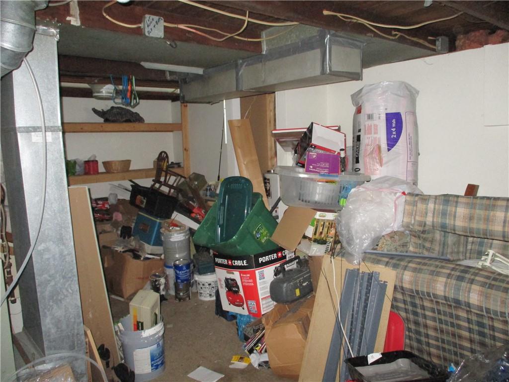 156 Doyle Road Sarver, PA 16055 - Photo 23 of 25 a room with musical instruments