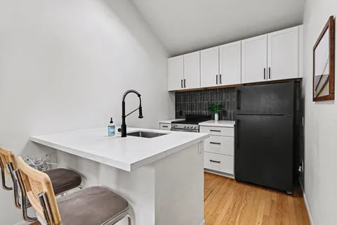 $609,000 | 1118 Peddie Street, Houston, TX 77009