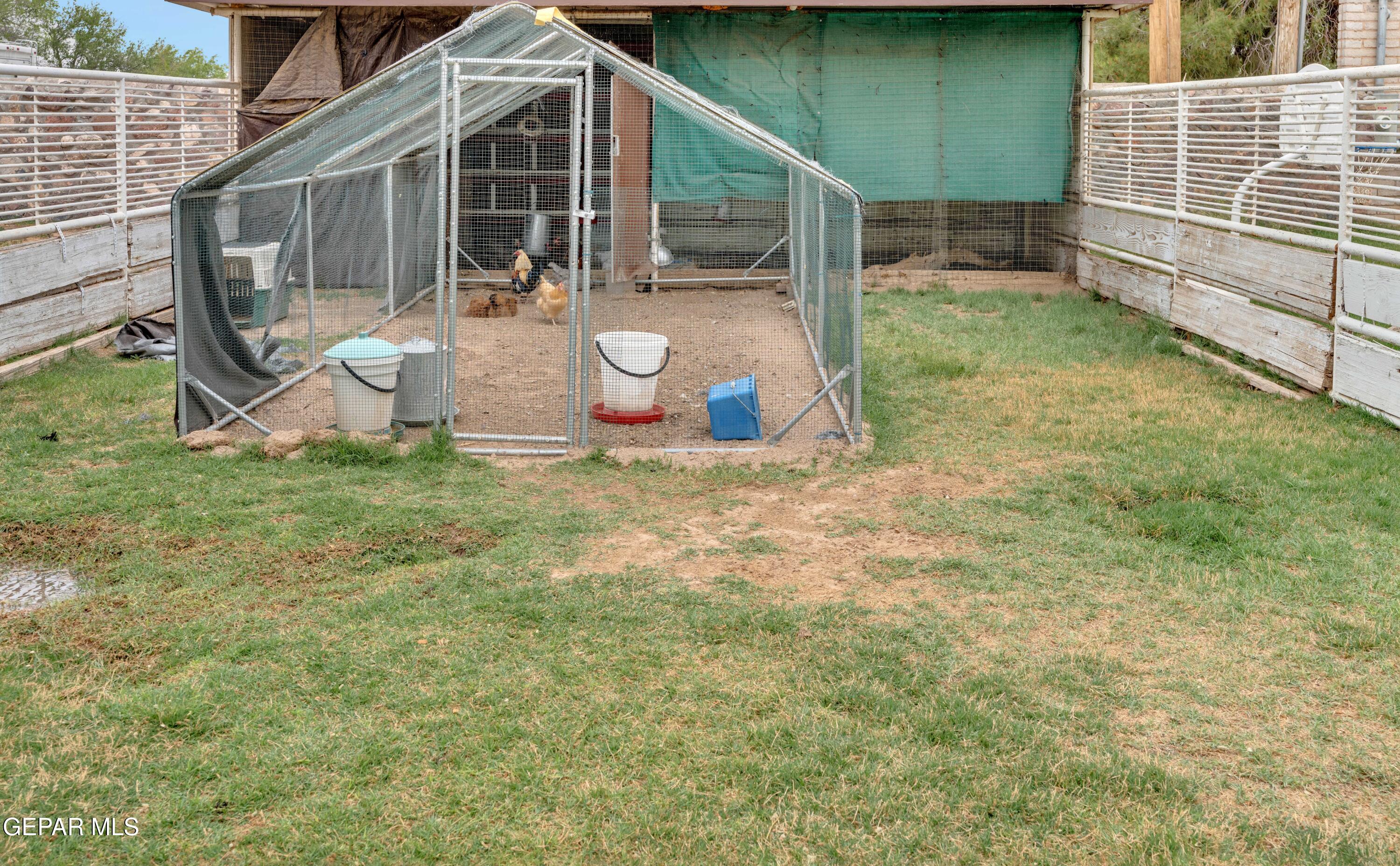 877 Gomez Road El Paso, TX 79932 - Photo 107 of 143 6 (11)