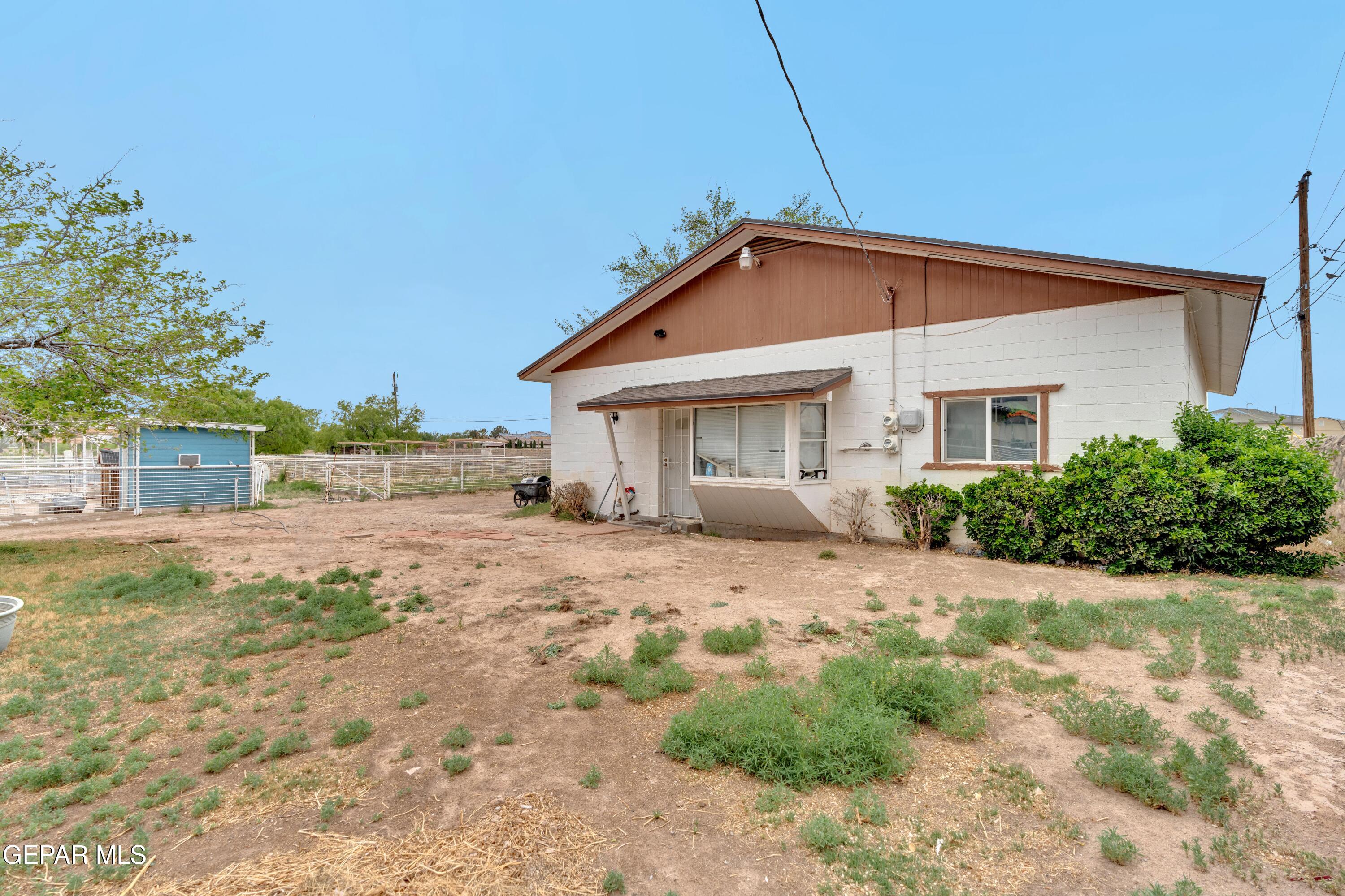 877 Gomez Road El Paso, TX 79932 - Photo 110 of 143 6 (14)