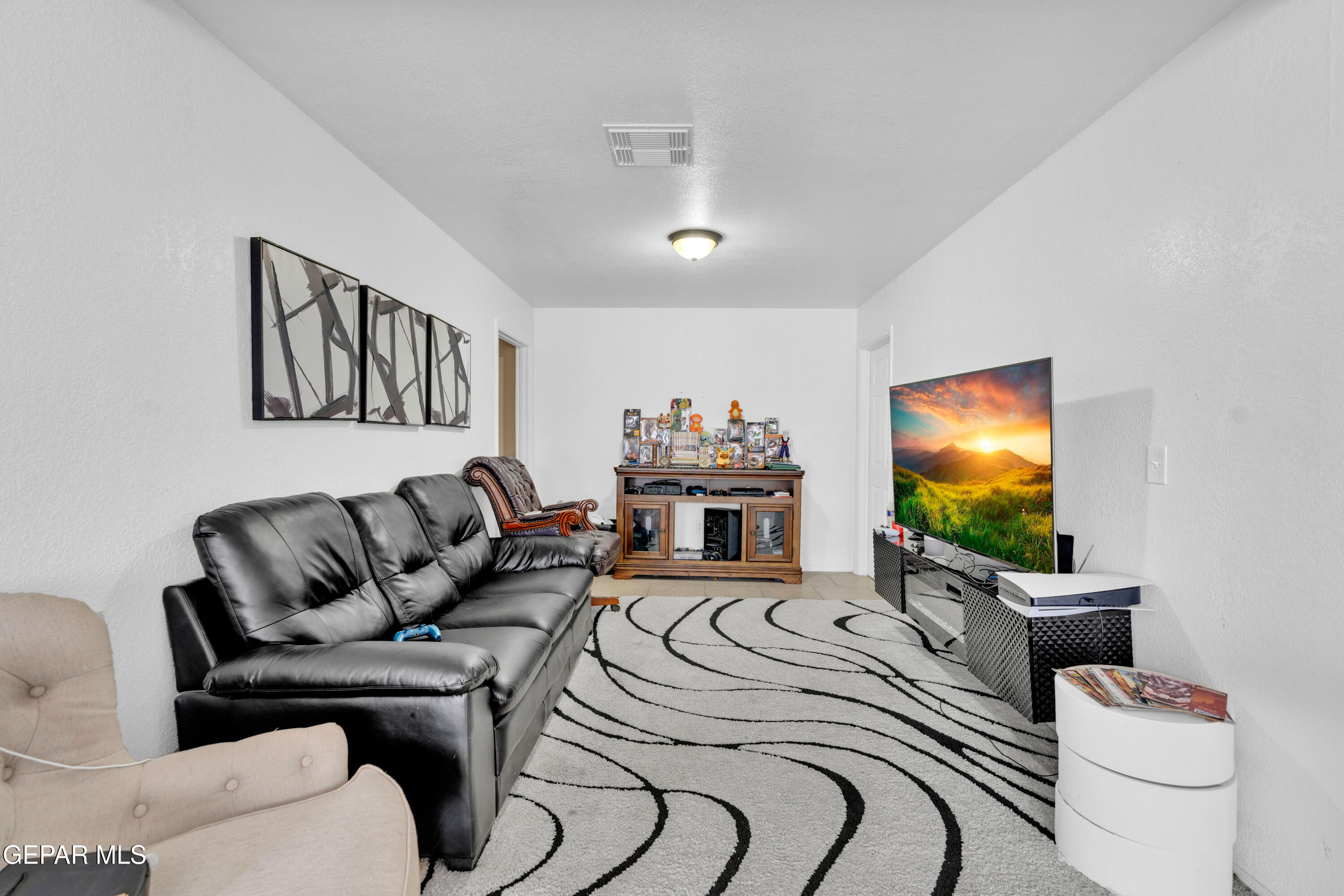 877 Gomez Road El Paso, TX 79932 - Photo 112 of 143 7 (2)