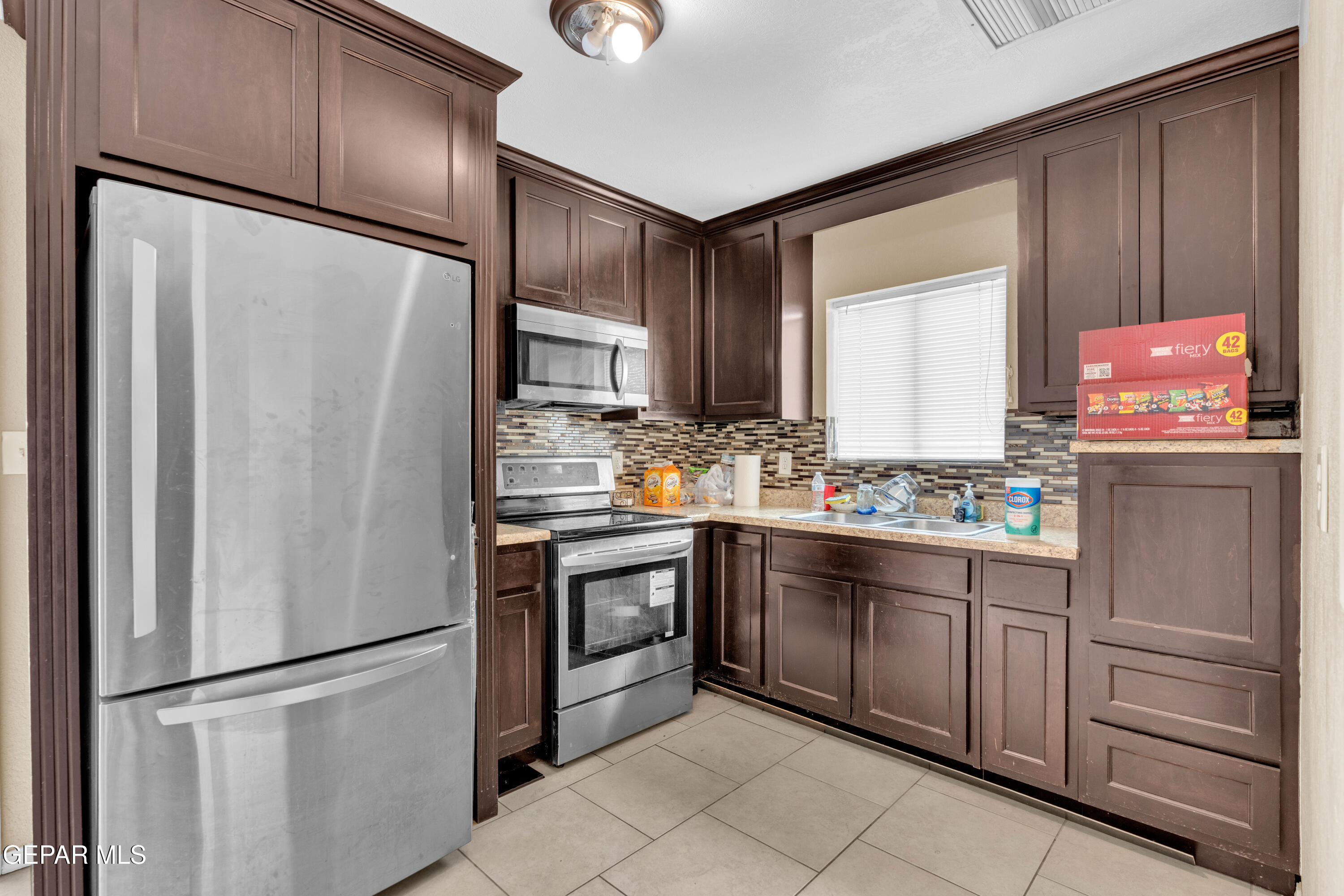 877 Gomez Road El Paso, TX 79932 - Photo 115 of 143 7 (5)