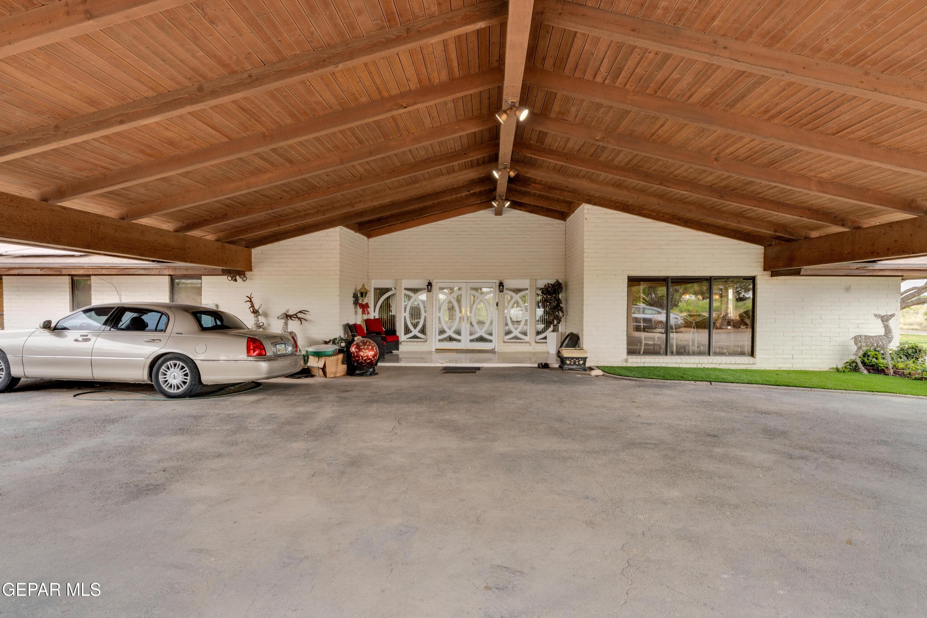 877 Gomez Road El Paso, TX 79932 - Photo 12 of 143 1 (9)