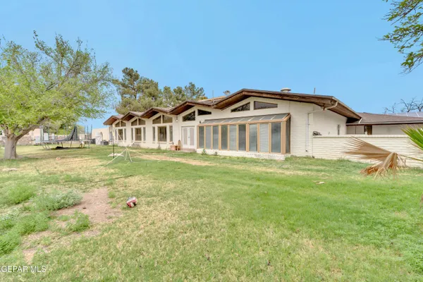 $2,499,000 | 877 Gomez Road, El Paso, TX 79932