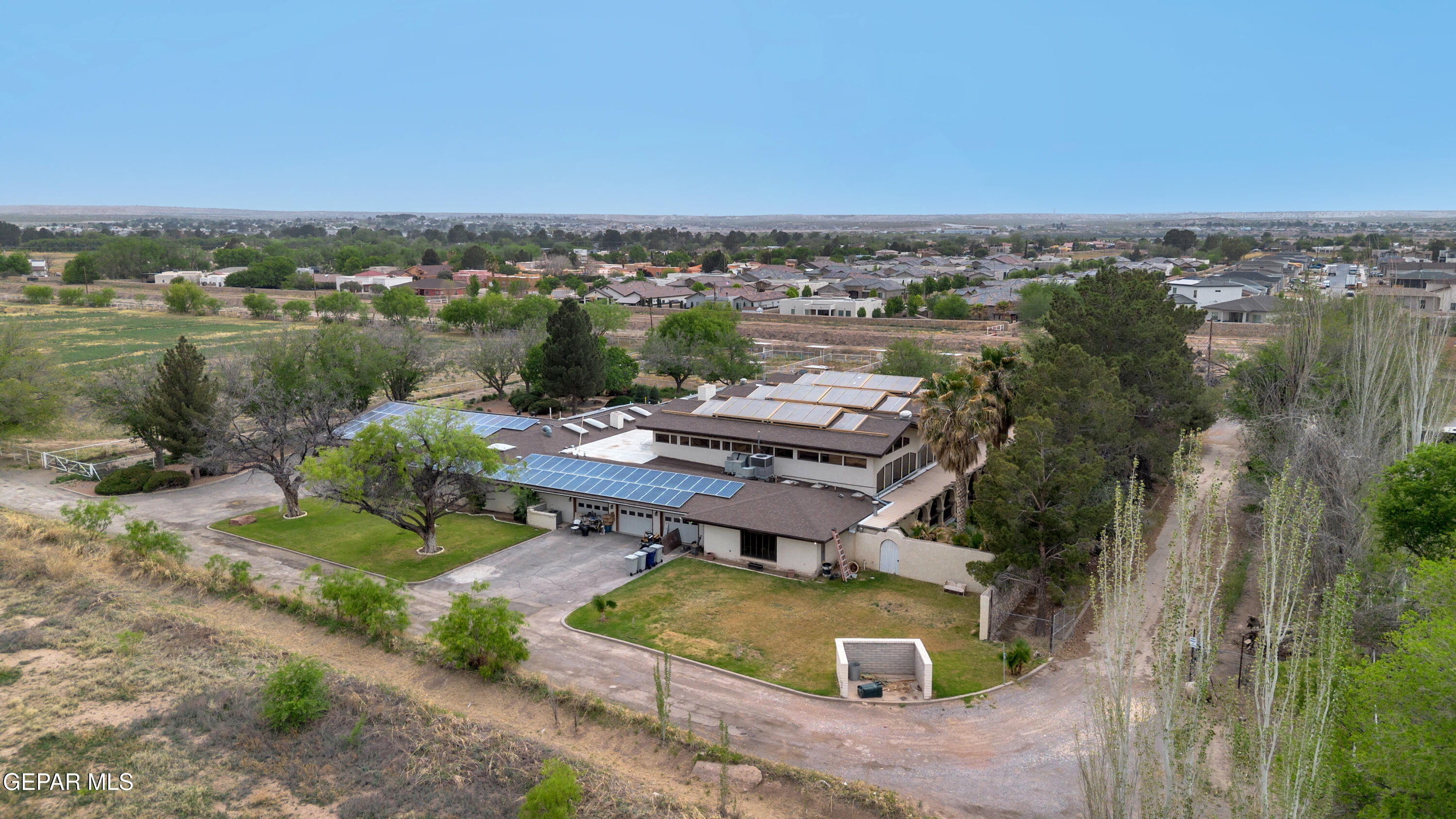 877 Gomez Road El Paso, TX 79932 - Photo 127 of 143 10 (3)