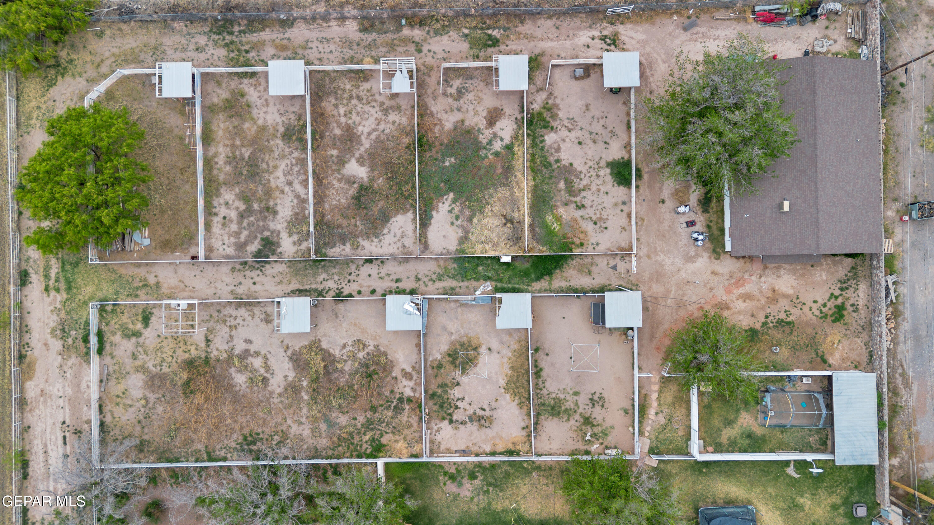 877 Gomez Road El Paso, TX 79932 - Photo 137 of 143 10 (12)