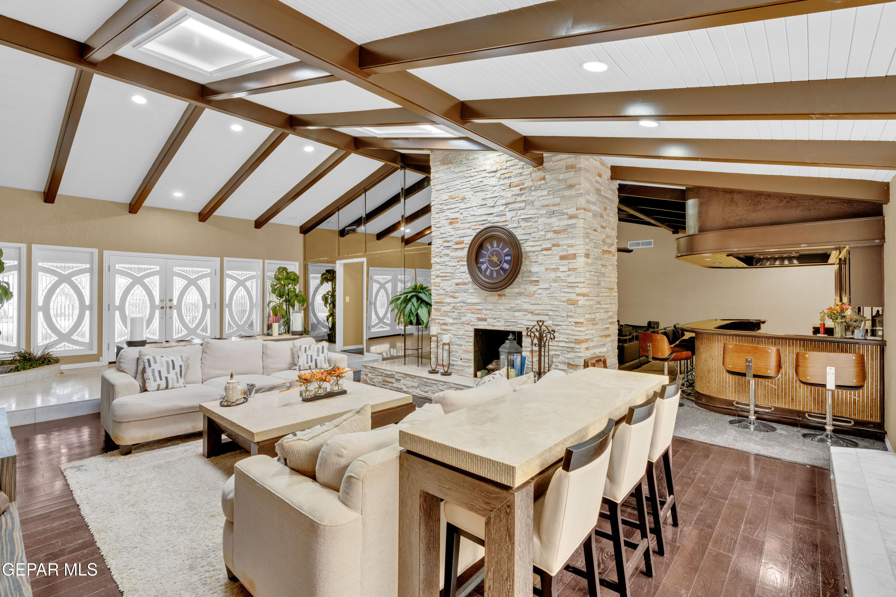 877 Gomez Road El Paso, TX 79932 - Photo 19 of 143 3 (7)