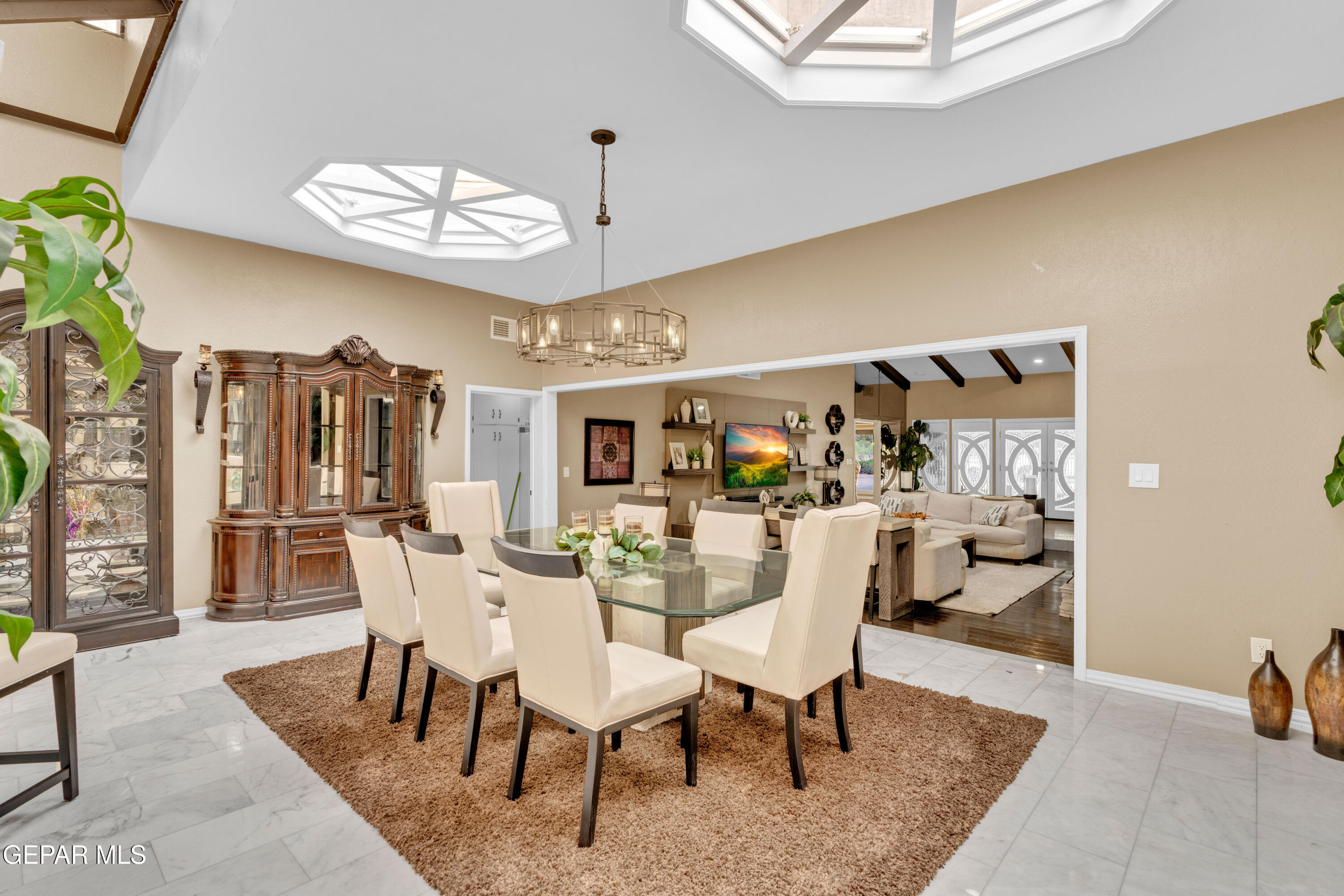 877 Gomez Road El Paso, TX 79932 - Photo 25 of 143 3 (13)