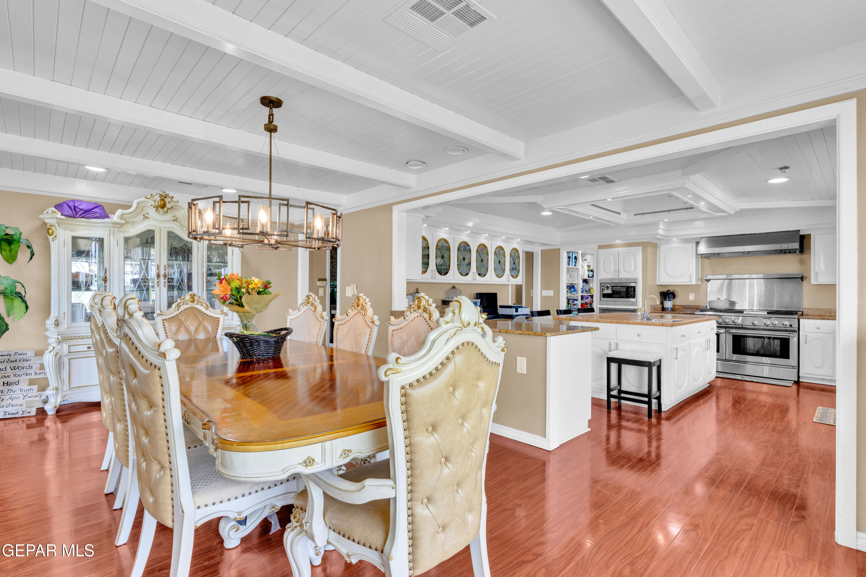 877 Gomez Road El Paso, TX 79932 - Photo 37 of 143 5 (5)