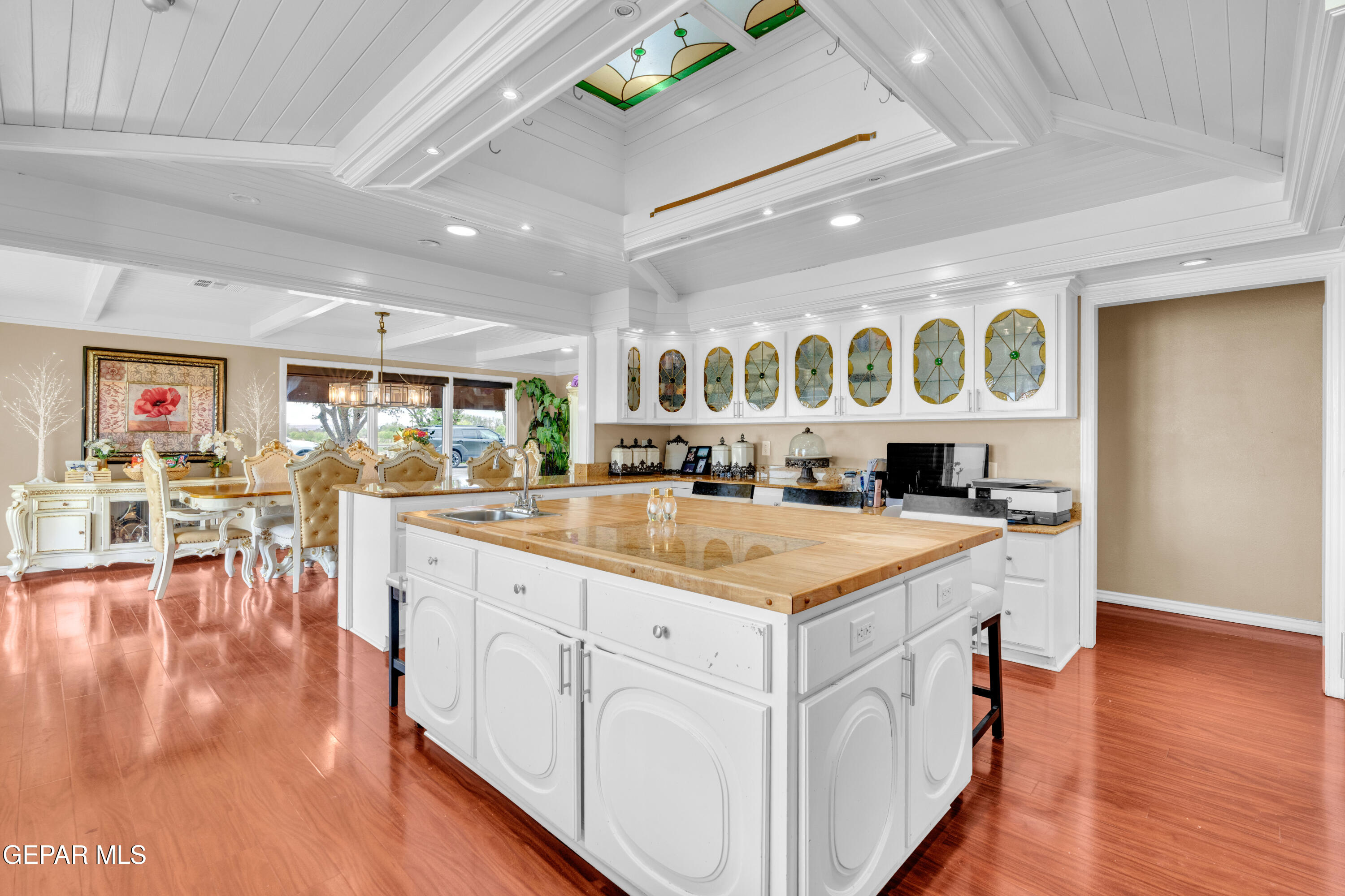 877 Gomez Road El Paso, TX 79932 - Photo 39 of 143 5 (7)