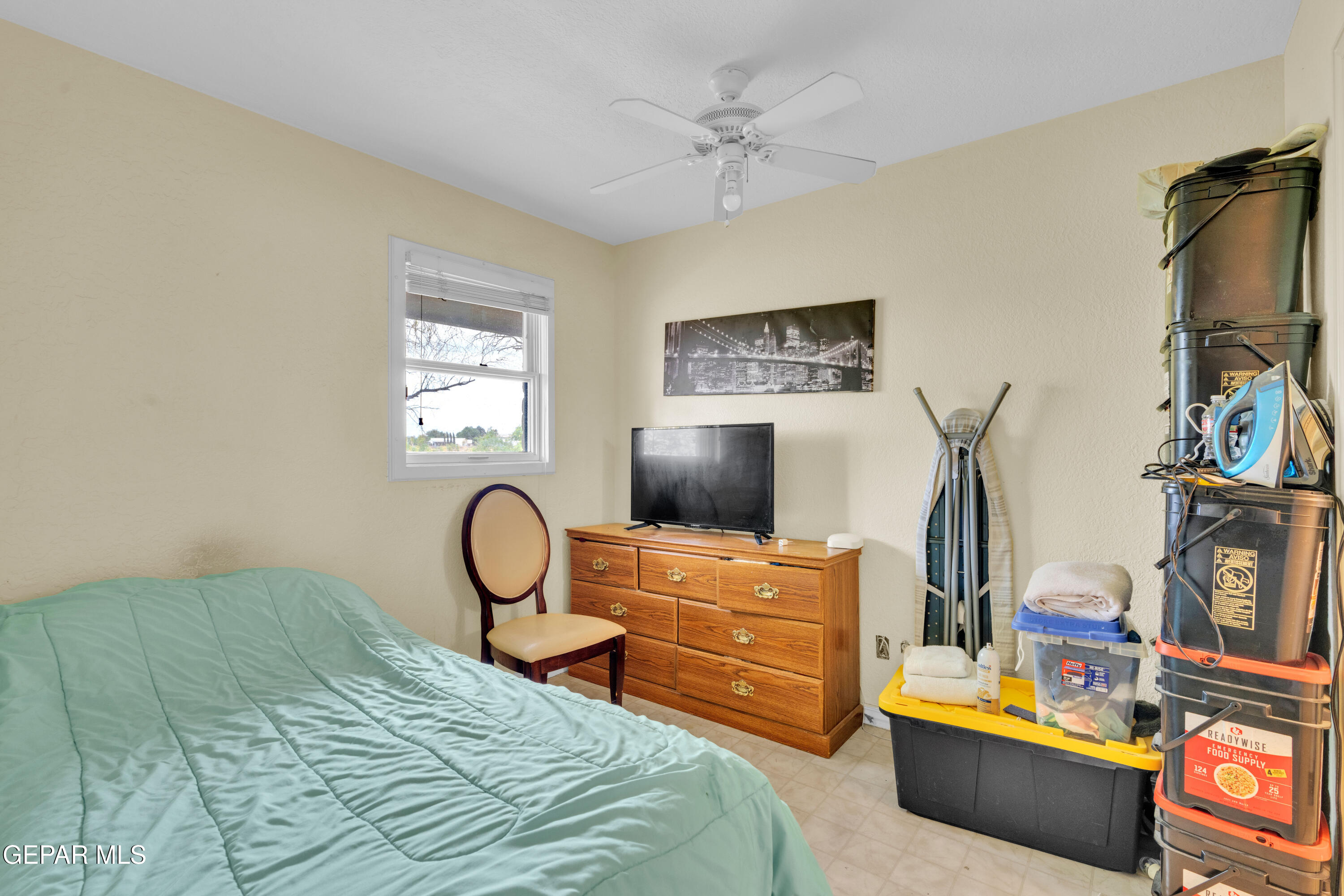 877 Gomez Road El Paso, TX 79932 - Photo 45 of 143 5 (13)