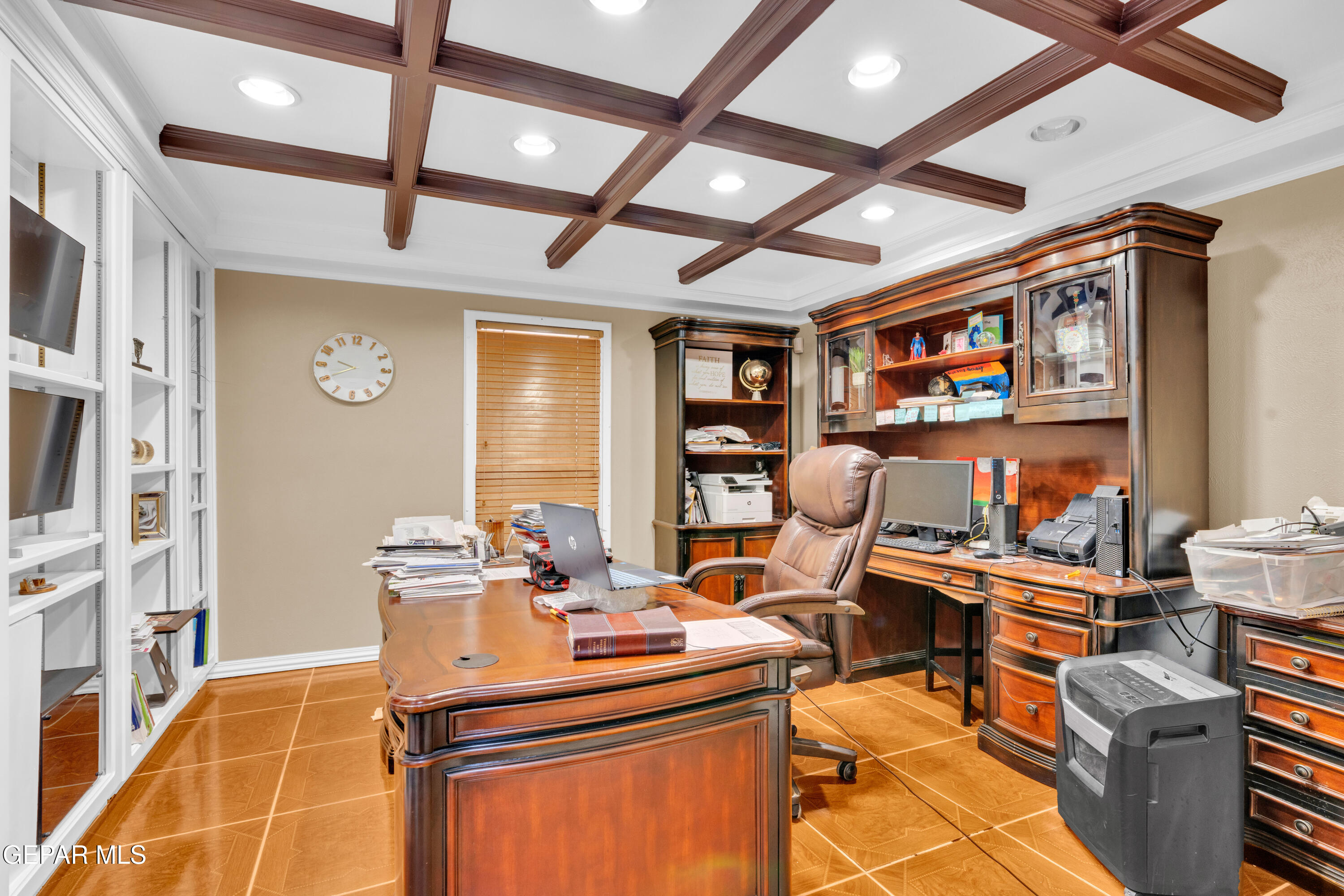 877 Gomez Road El Paso, TX 79932 - Photo 49 of 143 5 (17)