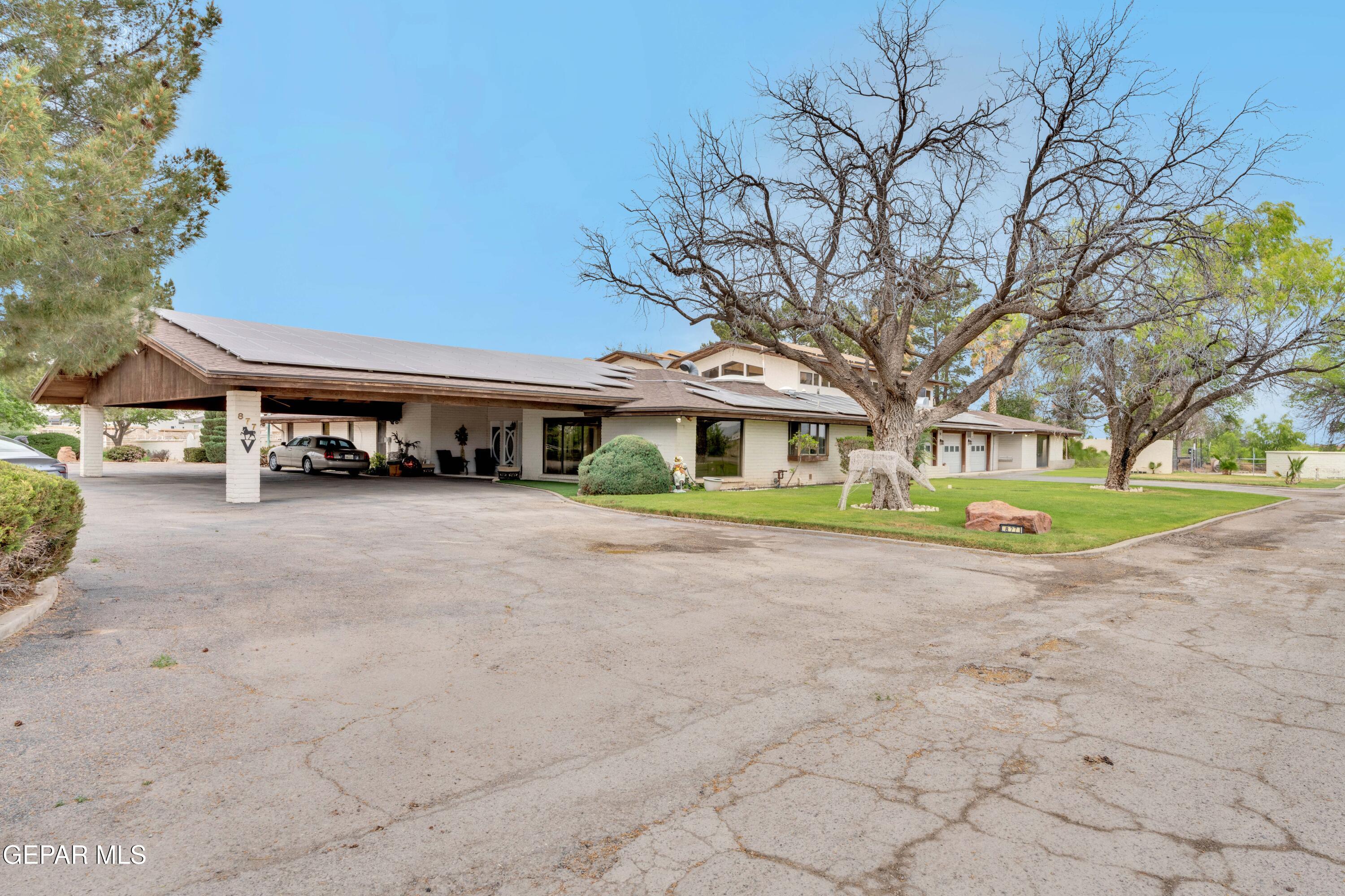 877 Gomez Road El Paso, TX 79932 - Photo 5 of 143 1 (3)