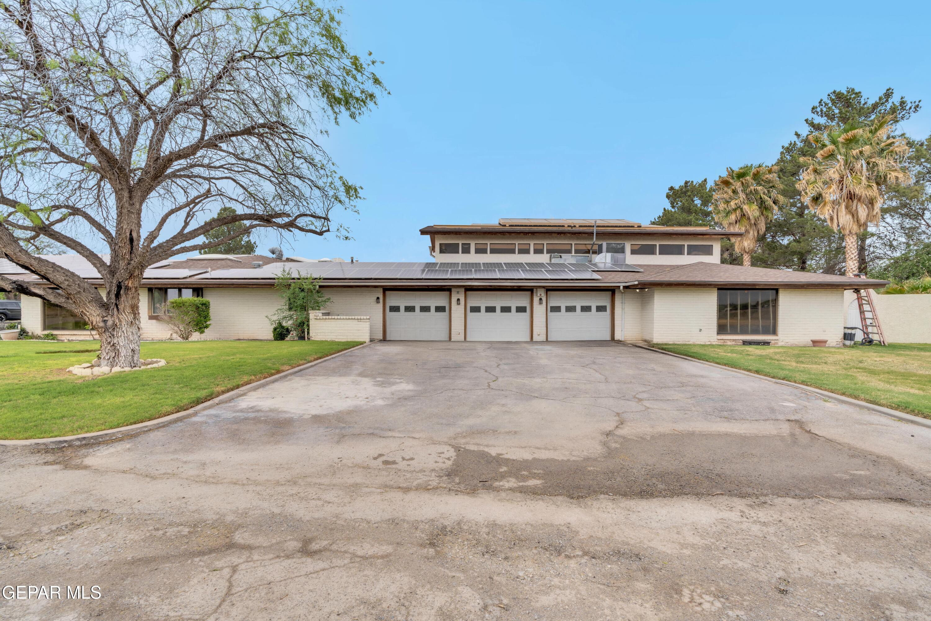 877 Gomez Road El Paso, TX 79932 - Photo 9 of 143 1 (6)