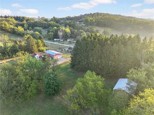 $299,999 | 1820 Raccoon Run Road, Monongahela, PA 15063