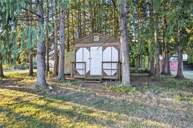 $299,999 | 1820 Raccoon Run Road, Monongahela, PA 15063