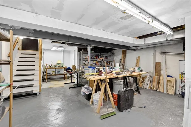 $299,999 | 1820 Raccoon Run Road, Monongahela, PA 15063