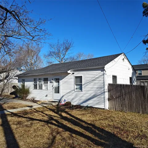 $409,990 | 603 Doane Avenue, Bellport, NY 11713