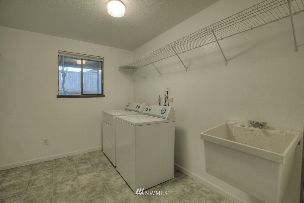 16109 Southeast 175th Street Renton, WA 98058 - Photo 15 of 17 Gallery Image 15