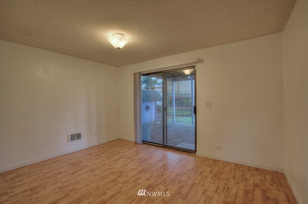 16109 Southeast 175th Street Renton, WA 98058 - Photo 16 of 17 Gallery Image 16