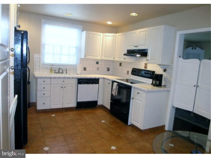 397 Welsh Road Huntingdon Valley, PA 19006 - Photo 5 of 15 Kitchen