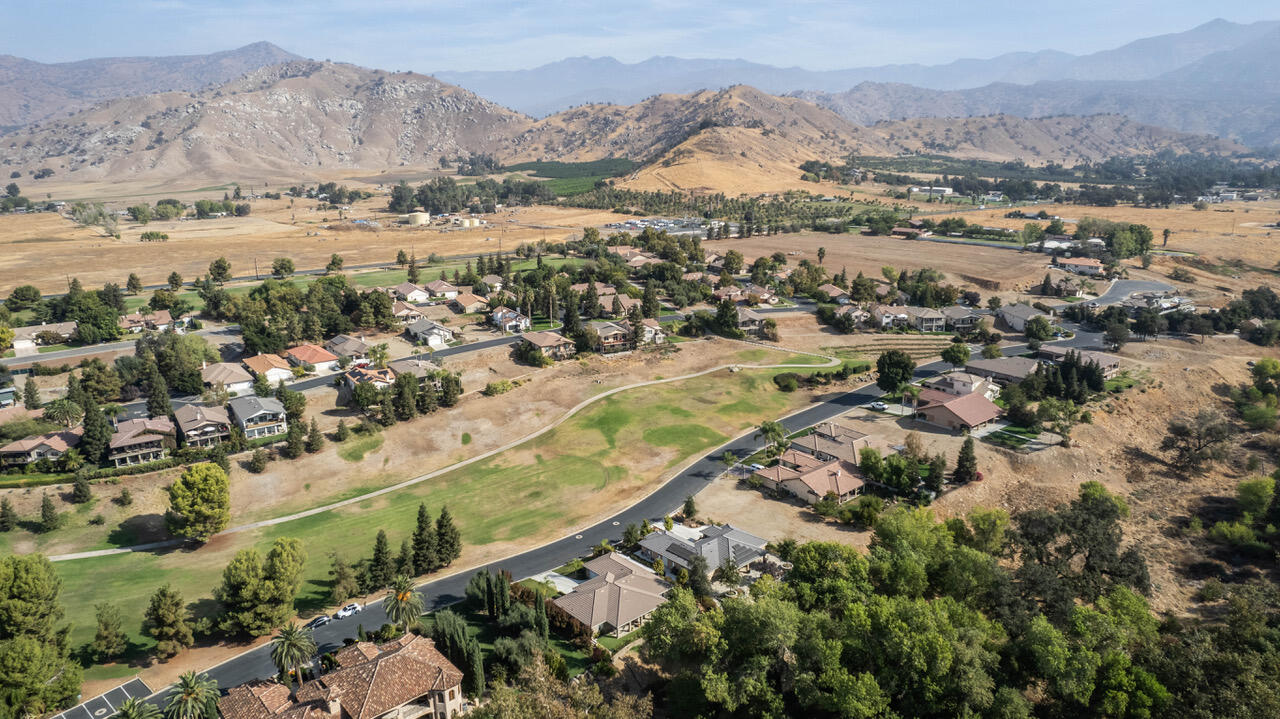 32867 Riverside Drive Springville, CA 93265 - Photo 7 of 22 92FDD061-3415-48B8-97CB-D4C729E272D2