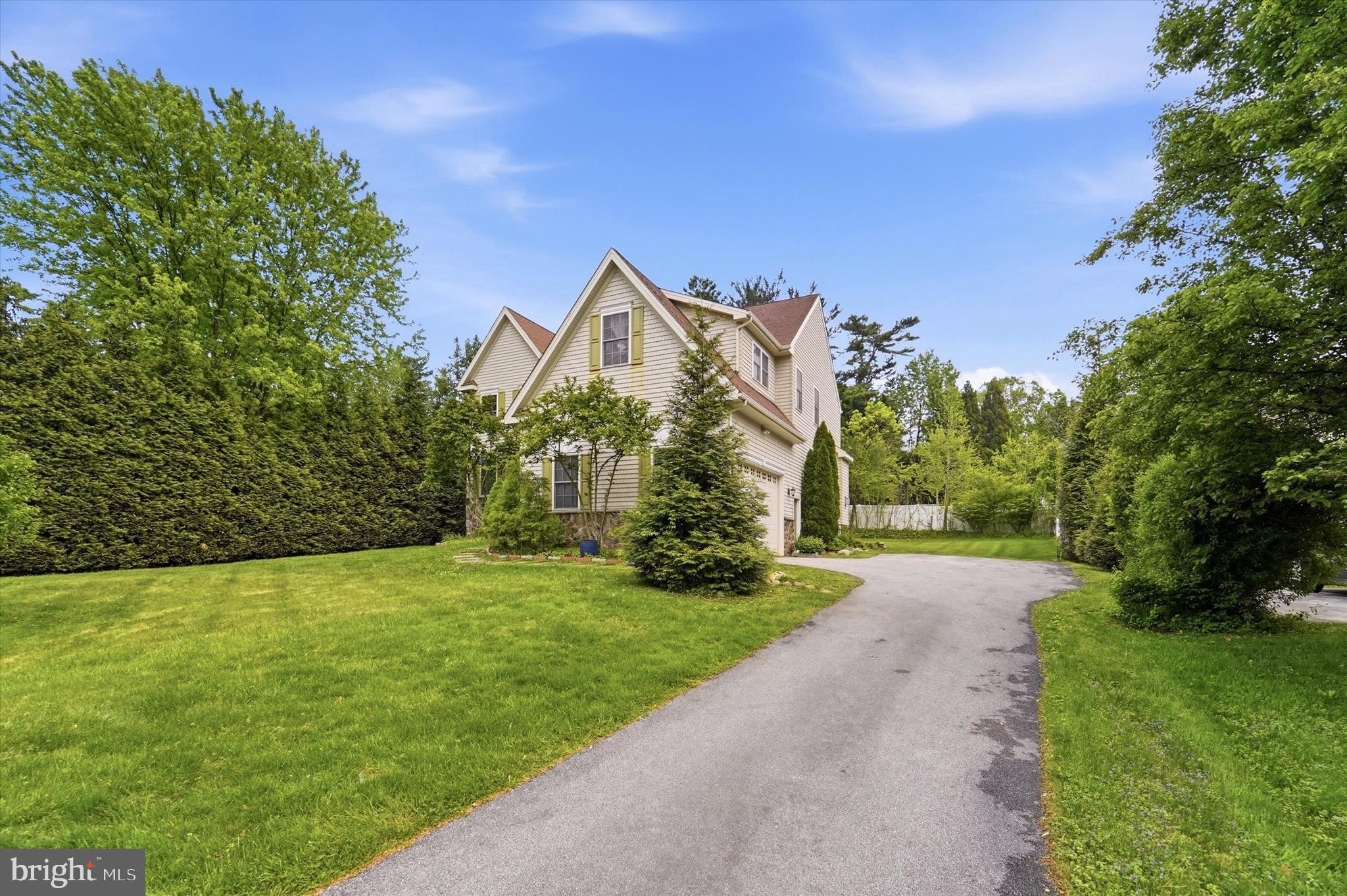 746 Upper Gulph Road Wayne, PA 19087 - Photo 2 of 61