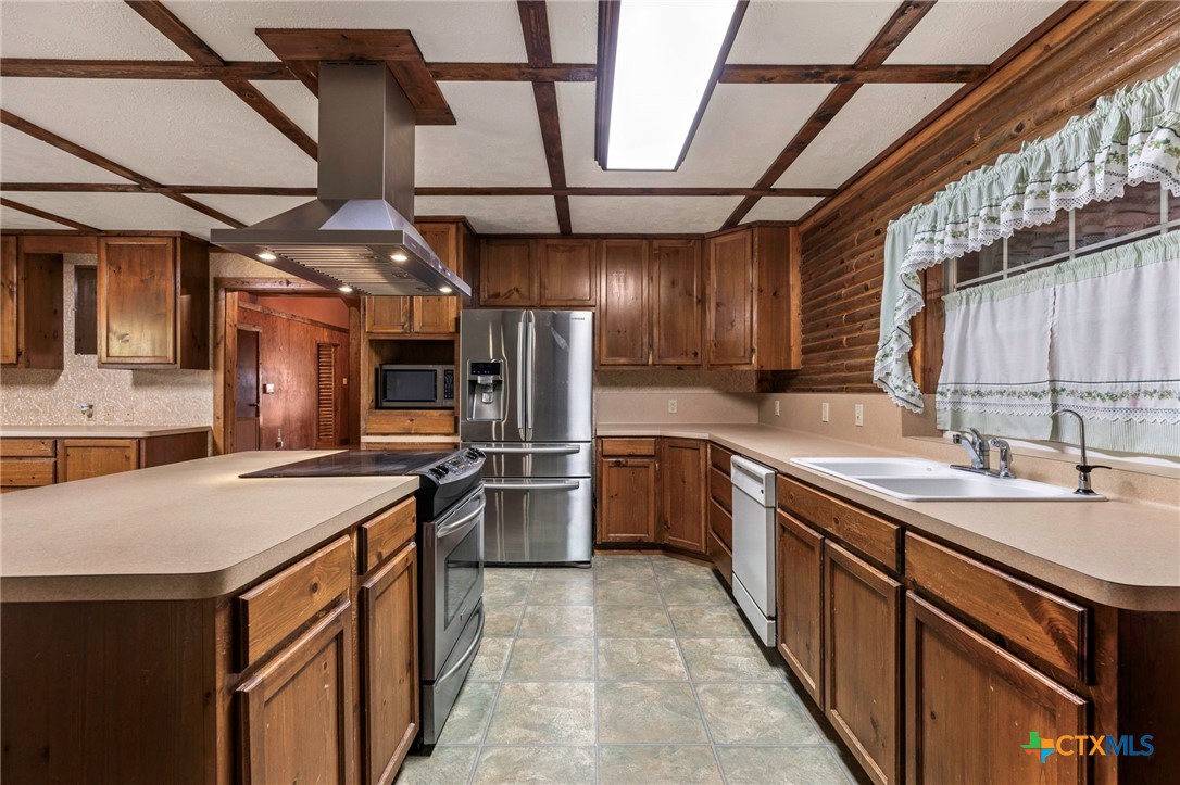 55 County Line Road Dale, TX 78616 - Photo 10 of 42 Kitchen