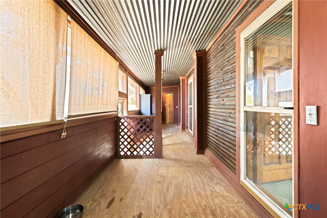 55 County Line Road Dale, TX 78616 - Photo 29 of 42 Side screened in porch