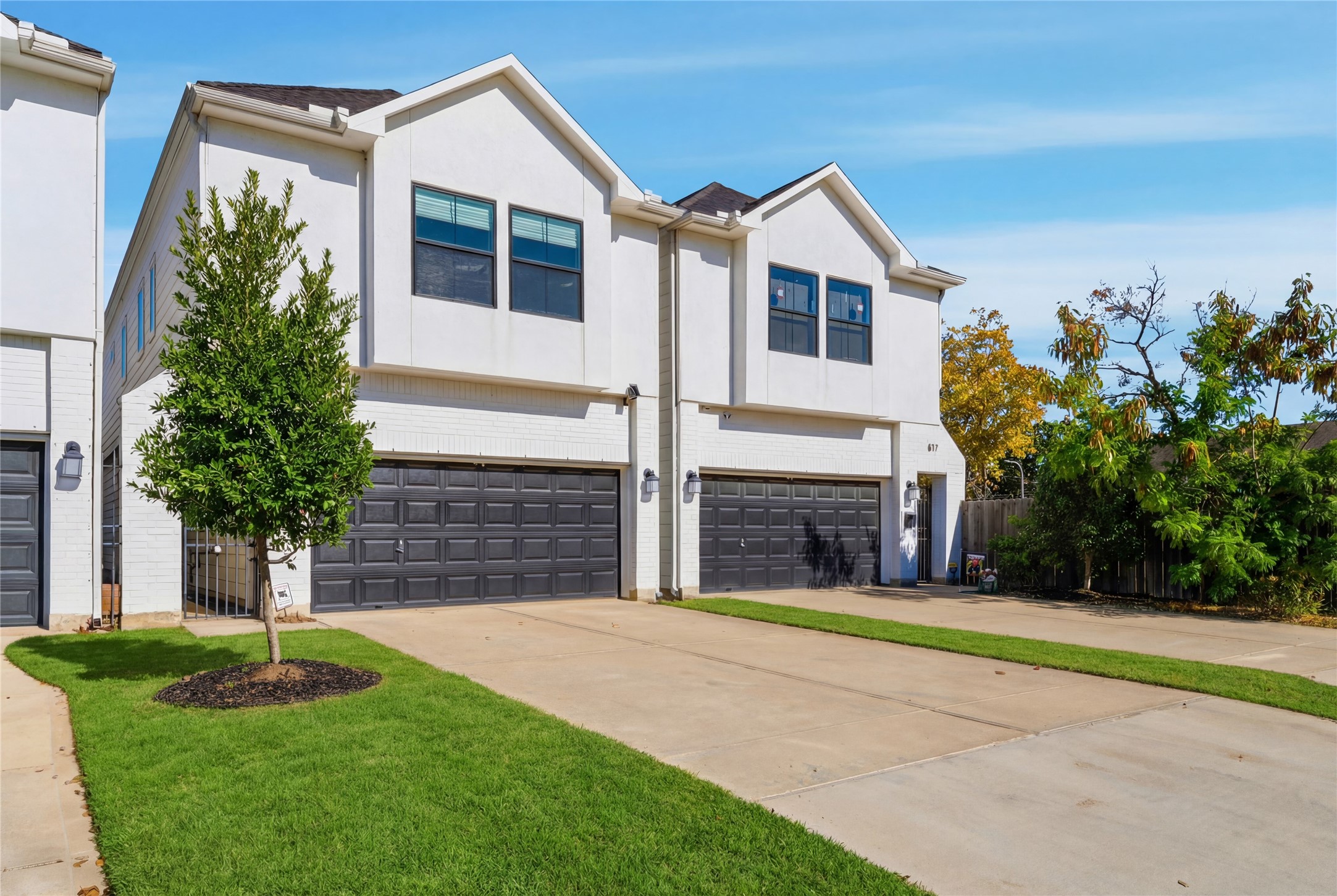 819 West 19th Street Houston, TX 77008 - Photo 2 of 39