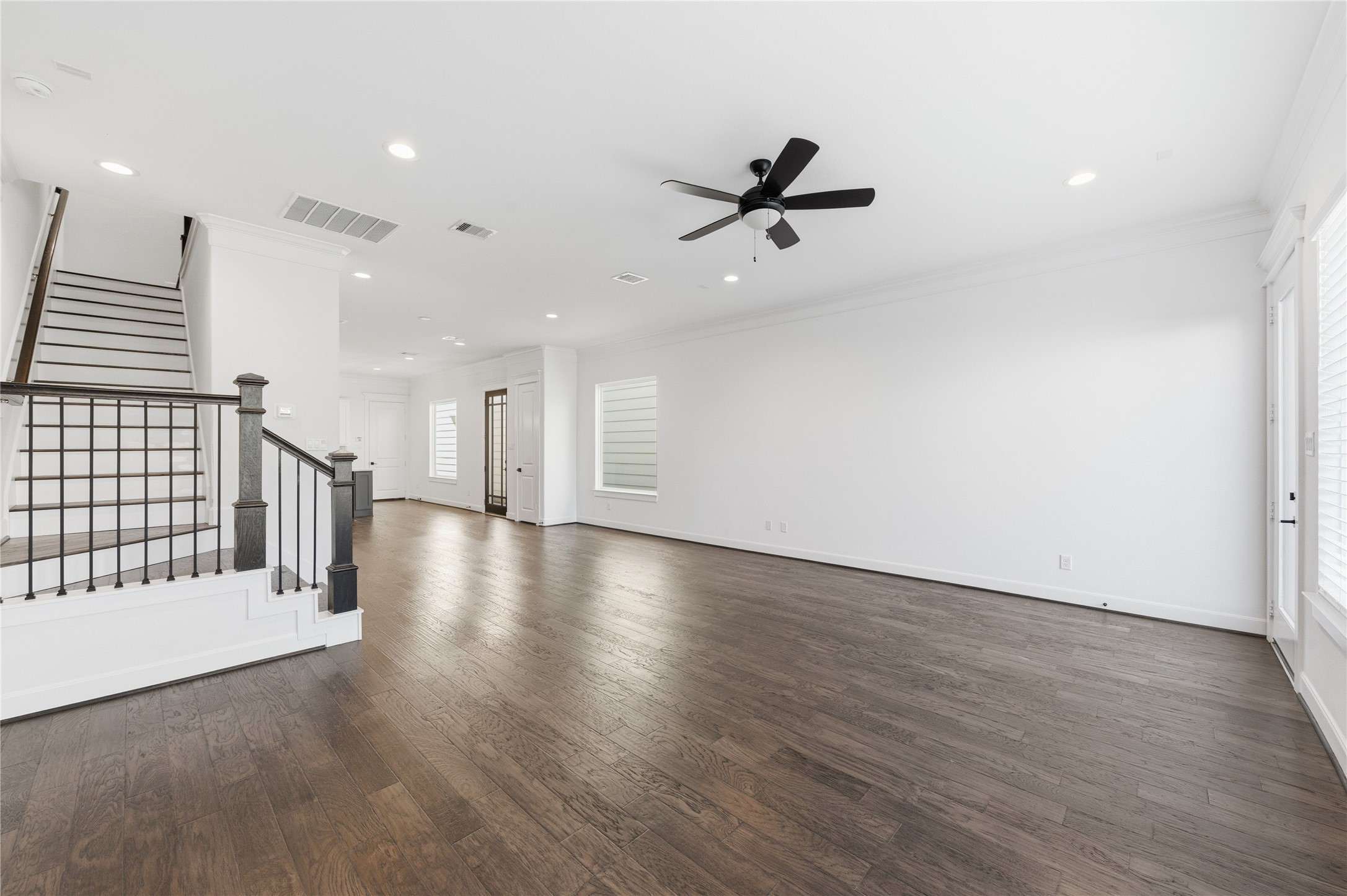 819 West 19th Street Houston, TX 77008 - Photo 23 of 39