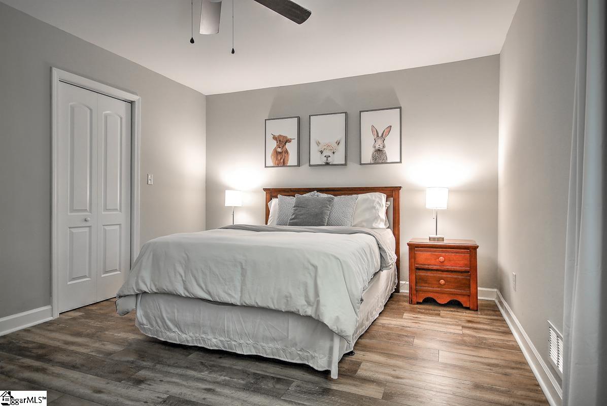 1041 East Perry Road Greenville, SC 29609 - Photo 8 of 25