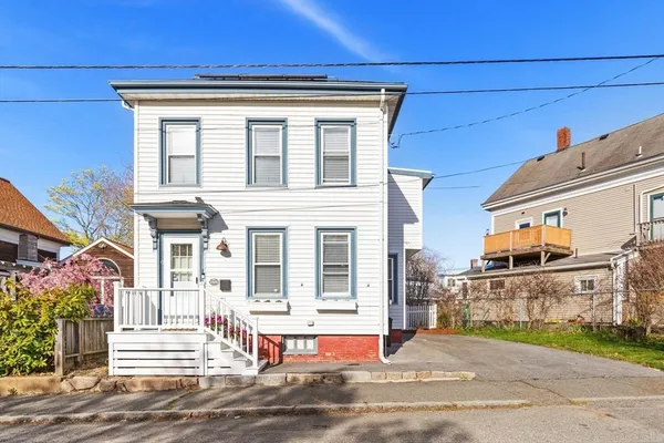 $600,000 | 3 Acacia Street, Gloucester, MA 01930