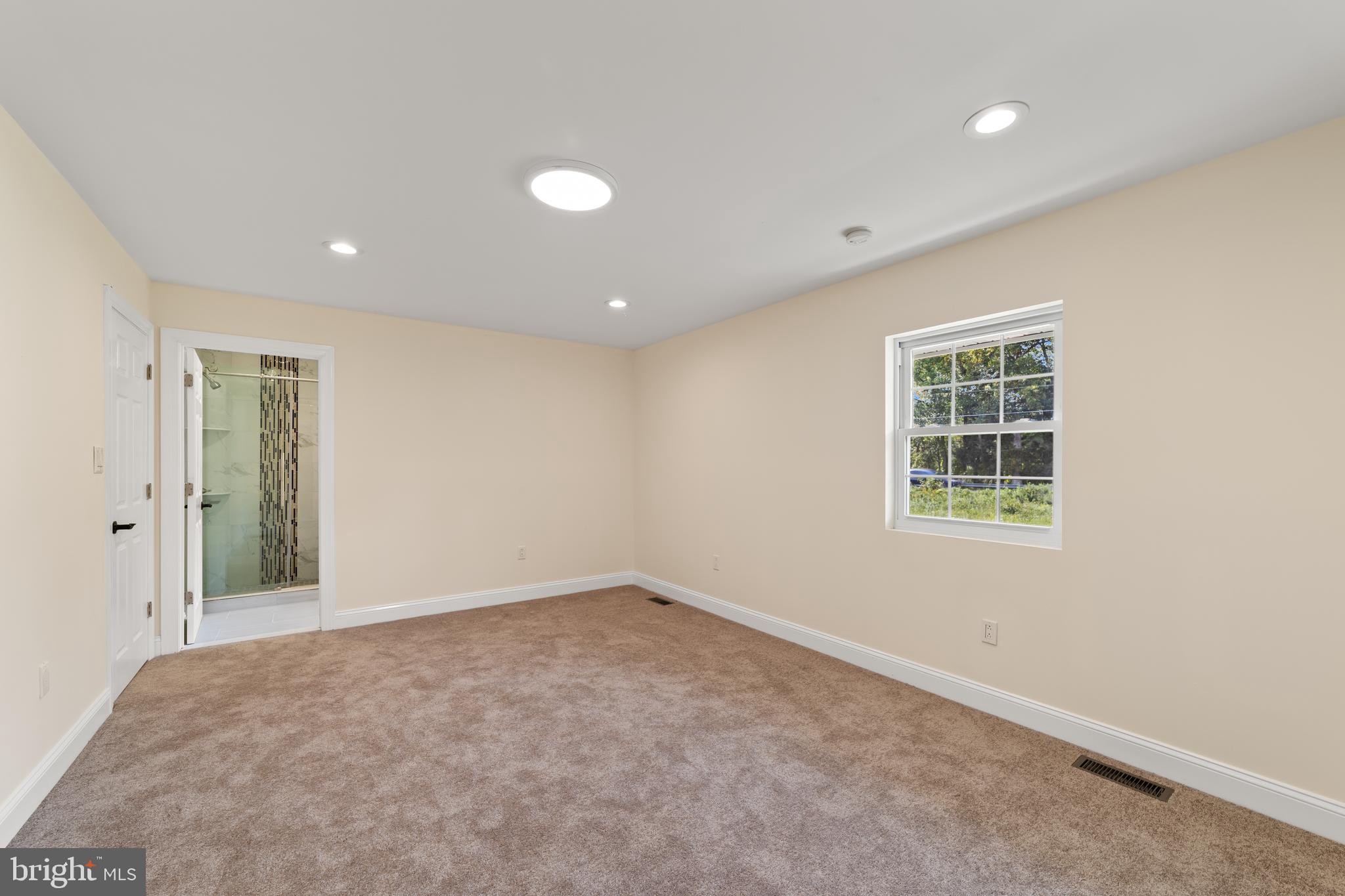 812 West Malaga Road Williamstown, NJ 08094 - Photo 8 of 23