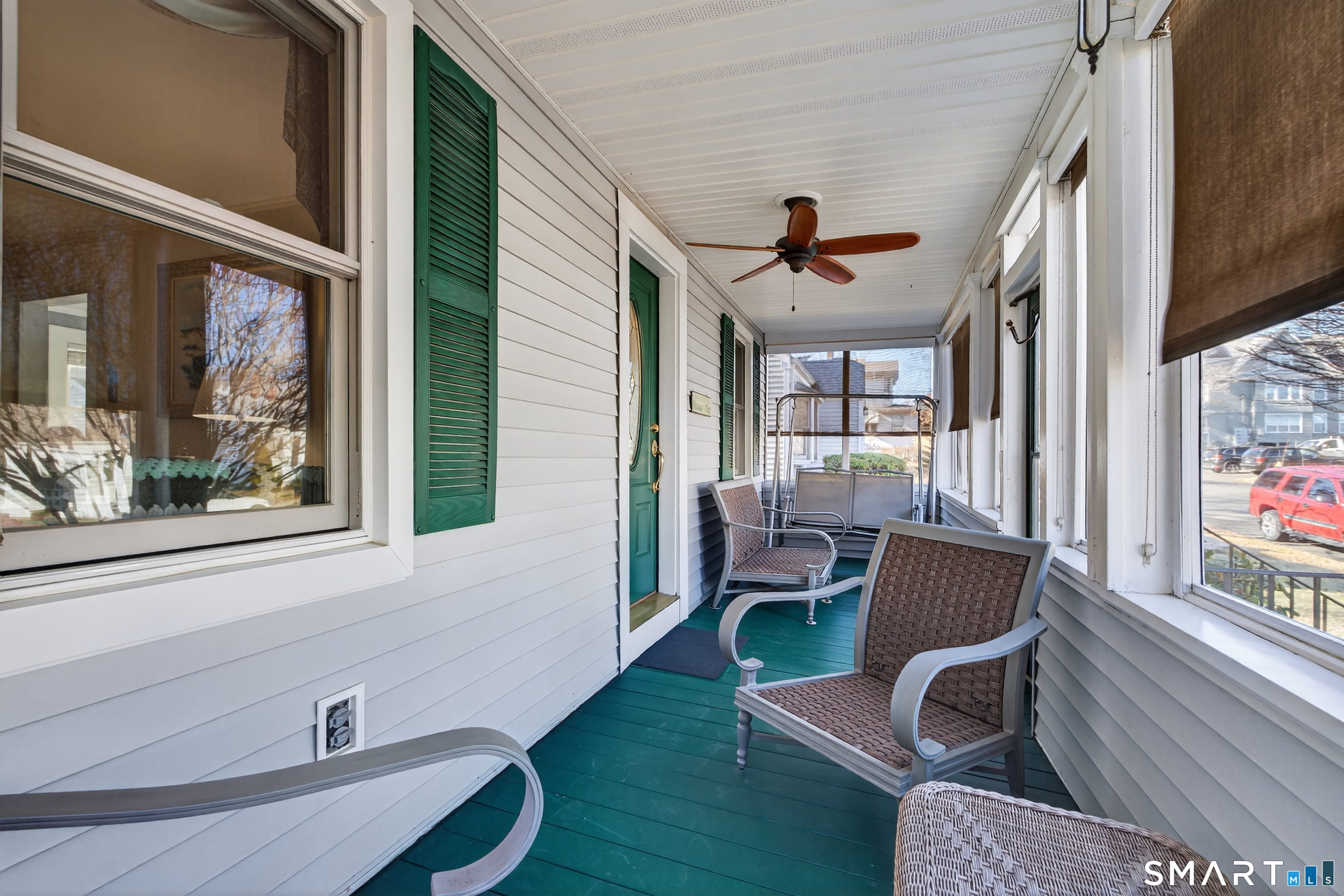 83 Disbrow Street Stratford, CT 06614 - Photo 3 of 39