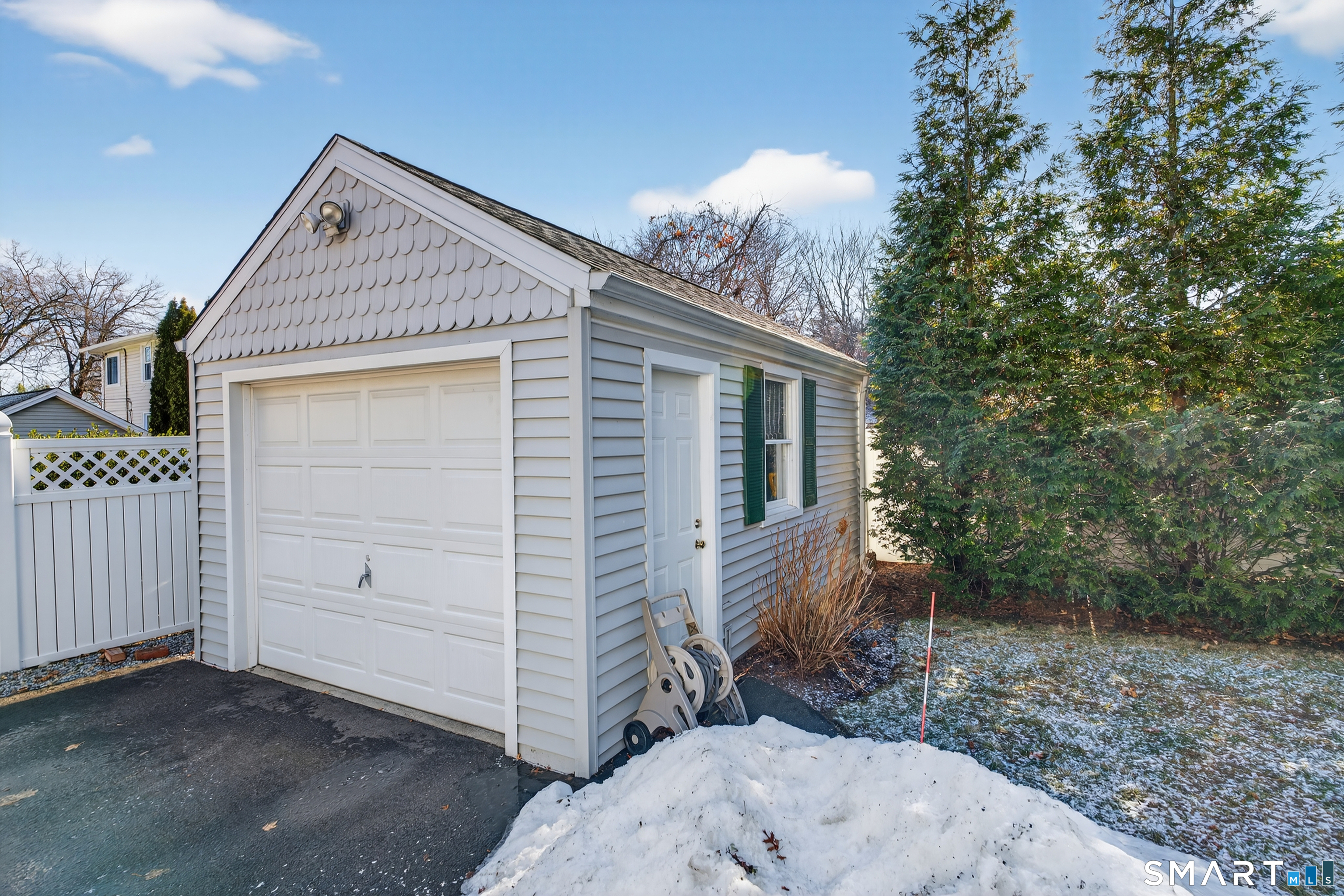 83 Disbrow Street Stratford, CT 06614 - Photo 37 of 39