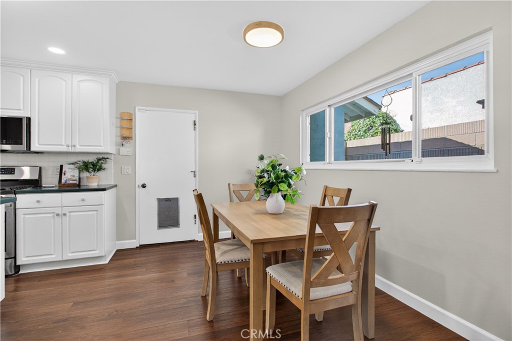 15312 Hanover Lane Huntington Beach, CA 92647 - Photo 10 of 23