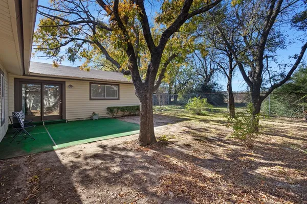 $254,900 | 2821 North Bell Avenue, Denton, TX 76209