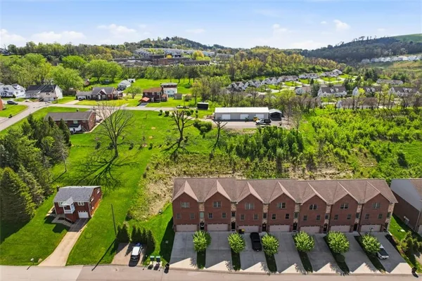 $315,000 | 569 Chesnic Drive, Canonsburg, PA 15317