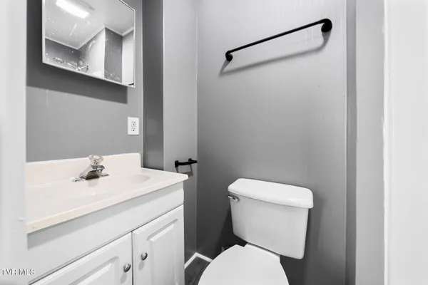 $1,500 | 172 Hopper Road, Johnson City, TN 37604