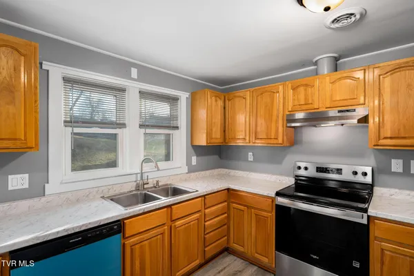 $1,500 | 172 Hopper Road, Johnson City, TN 37604