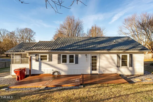 $1,500 | 172 Hopper Road, Johnson City, TN 37604