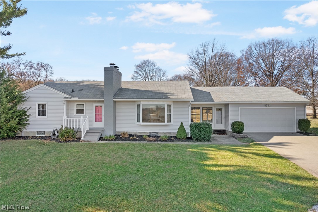 79 West Nimisila Road Akron, OH 44319 - Photo 1 of 32 Welcome to 79 W Nimisila!