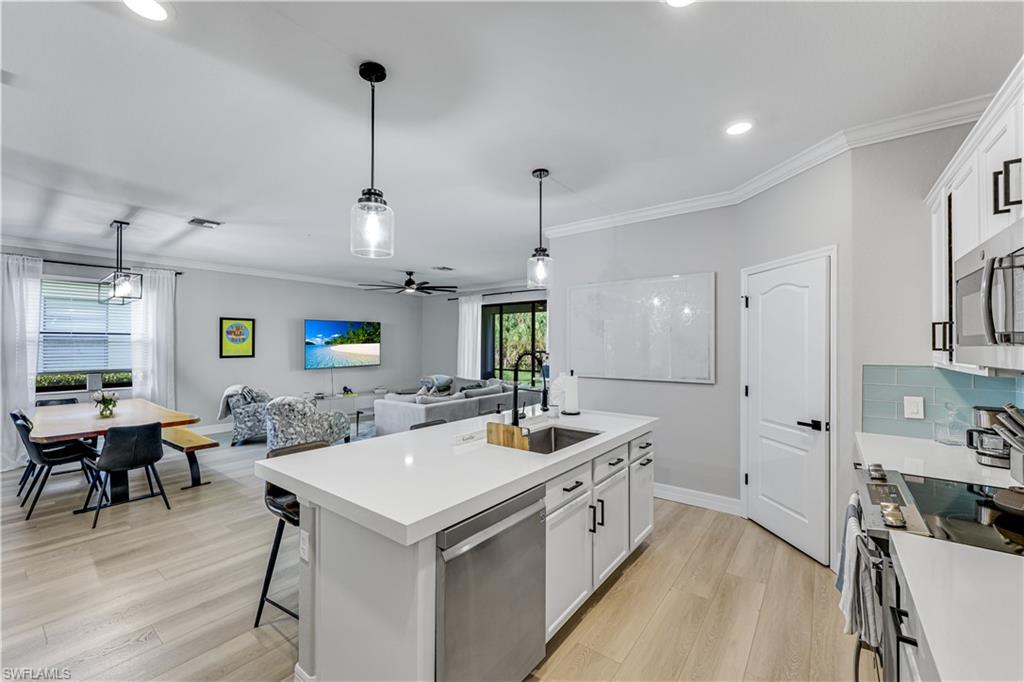 4331 Raffia Palm Circle Naples, FL 34119 - Photo 5 of 36