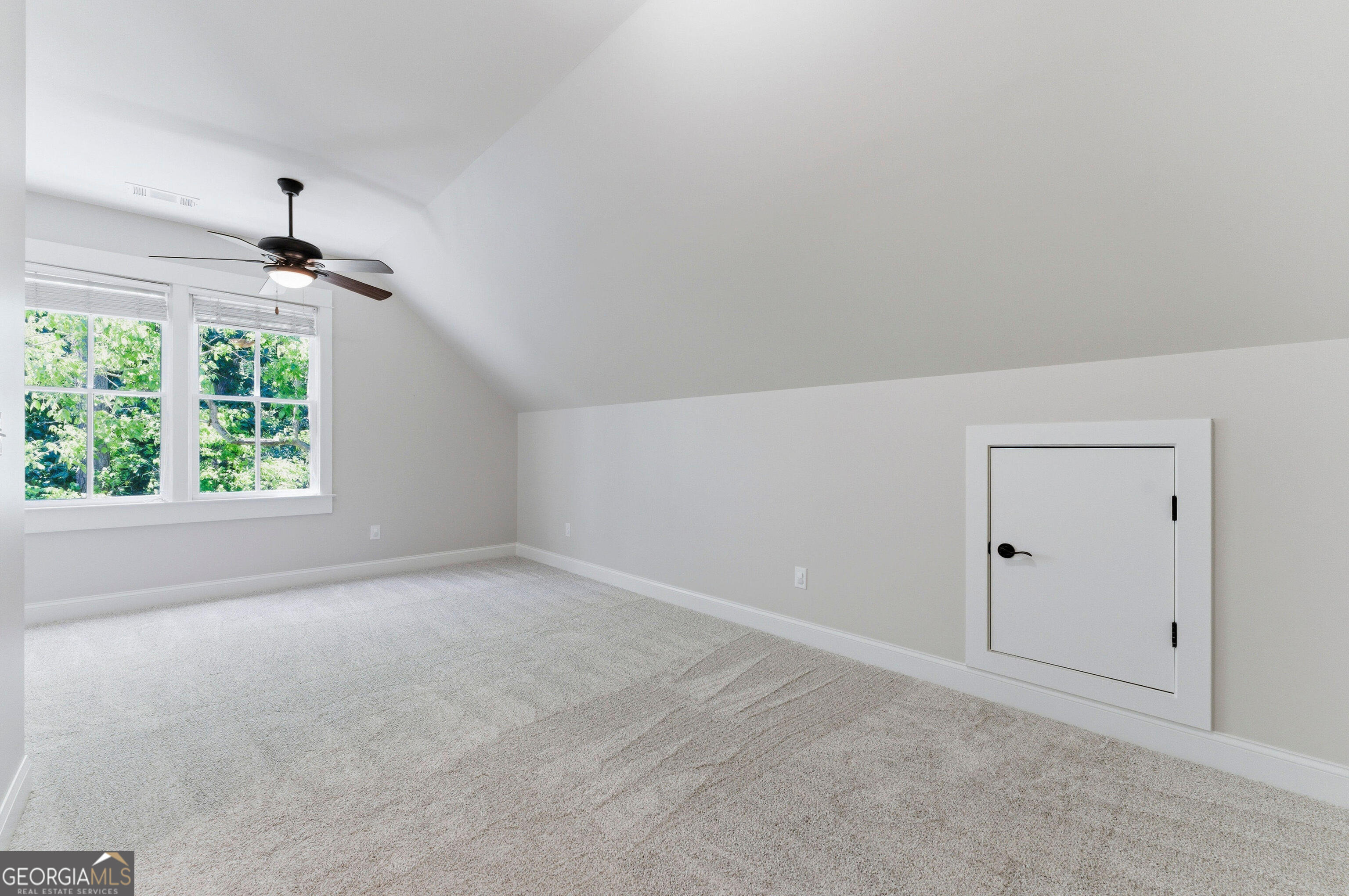 104 Fairview Street Decatur, GA 30030 - Photo 20 of 39 an empty room with windows and closet