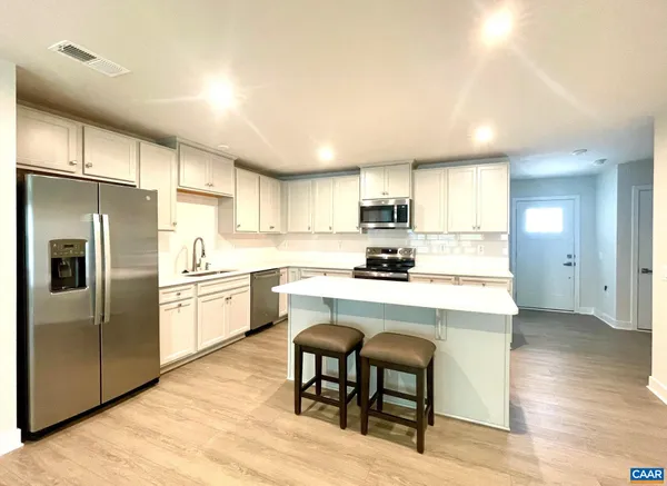 $2,700 | 5127 Lazy Branch Lane, Keswick, VA 22947